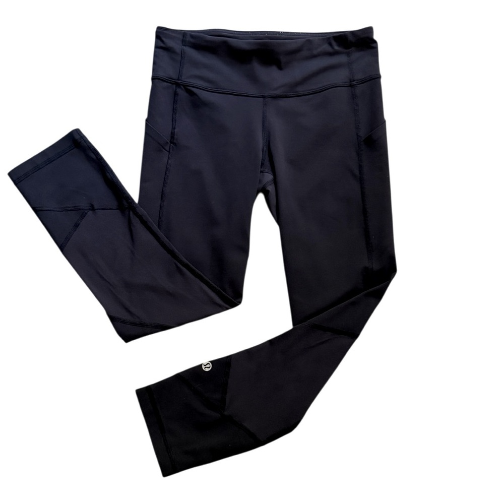 Women’s Lululemon Cropped Navy Blue Leggings! Size 4! - Picture 9 of 9